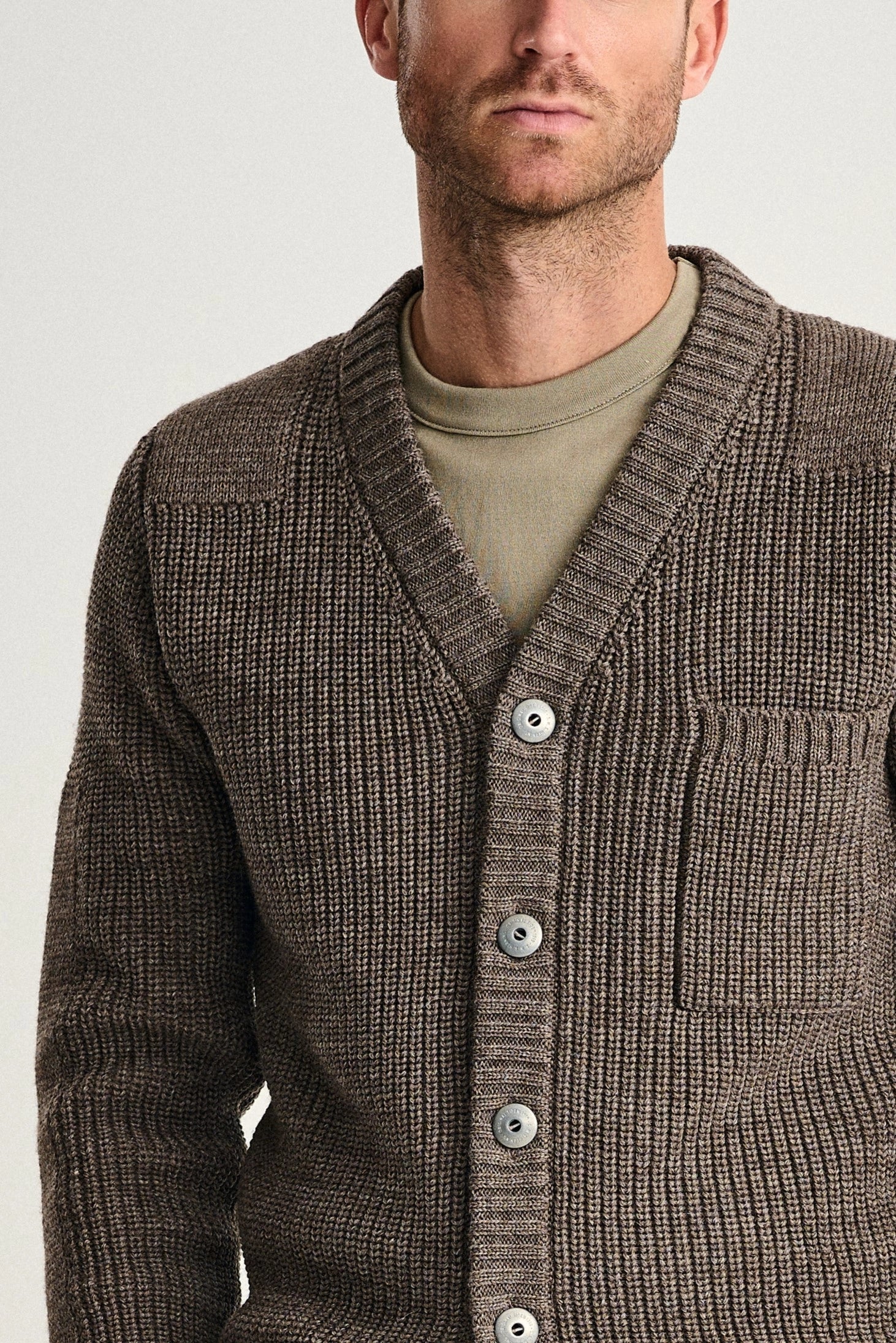 ROBUST cardigan, terra-II brown | S. N. S. HERNING – S. N. S.